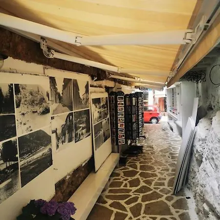 Appartement Politis' Wooden House à Vasilikí Extérieur photo