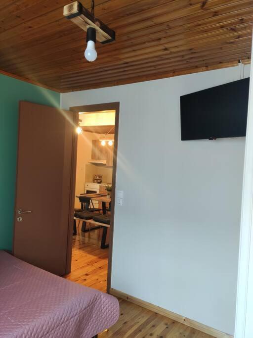 Apartment Politis' Wooden House Vasiliki (Lefkada)